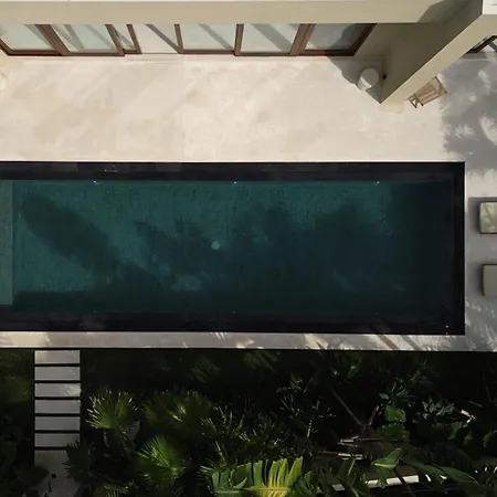 Villa Lou Uluwatu - Luxury Tropical Living, 3 Br
